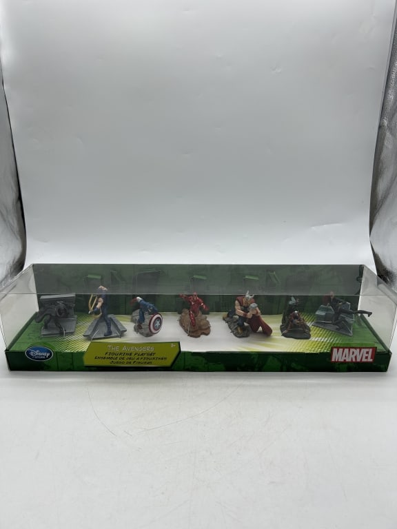 7 DISNEY STORE MARVEL AVENGERS FIGURINE PLAYSET: For ALTERNATE shipping quote or LOCAL PICK-UP DETAILS, please visit dejavuauctionshipping.com DISNEY STORE MARVEL AVENGERS FIGURINE PLAYSET SUPERHERO MINI FIGURE COLLECTION Colorful Marvel Avengers fi