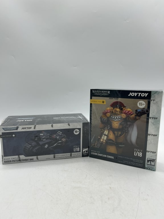 JOYTOY WARHAMMER CHAPLAIN CONSUL & COMBAT BIKE SET: For ALTERNATE shipping quote or LOCAL PICK-UP DETAILS, please visit dejavuauctionshipping.comWARHAMMER THE HORUS HERESY JOYTOY IMPERIAL FISTS LEGION CHAPLAIN CONSUL ACTION FIGURE WITH BLACK TEMPLARS