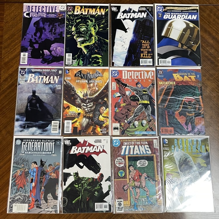LOT OF 12 BATMAN & DC COMICS COMIC BOOKS (1 of 2)