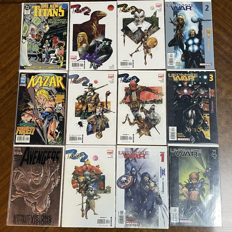 LOT OF 12 MARVEL & DC COMIC BOOKS AVENGERS (1 of 2)