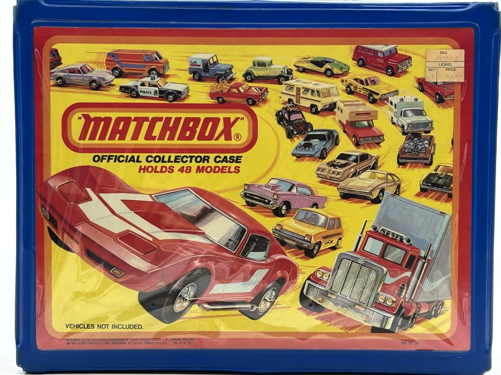 VINTAGE MATCHBOX COLLECTOR CASE W CARS (1 of 5)