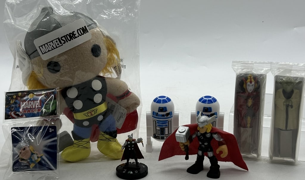 MARVEL THOR & STAR WARS MIXED COLLECTIBLE LOT: For ALTERNATE shipping quote or LOCAL PICK-UP DETAILS, please visit dejavuauctionshipping.com MARVEL & STAR WARS MIXED COLLECTIBLE LOT THOR PLUSH R2-D2 FIGURES MINI FIGURES Assorted mixed collectible