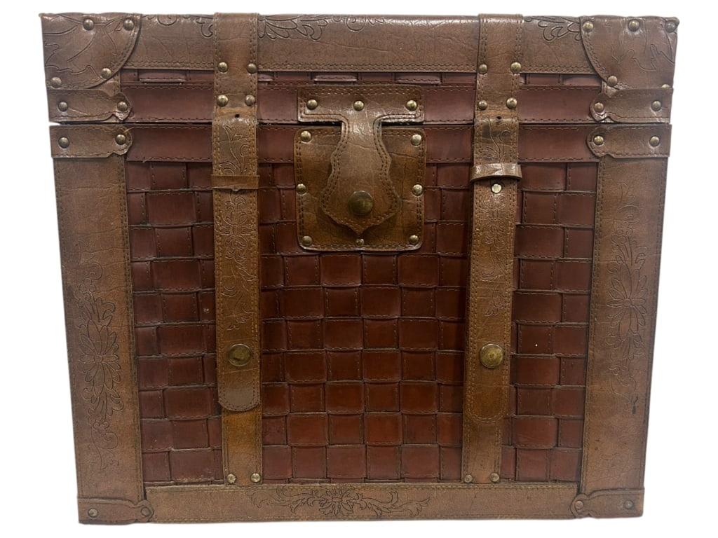 VINTAGE WOVEN LEATHER STRAPS STORAGE CHEST 17" (1 of 7)