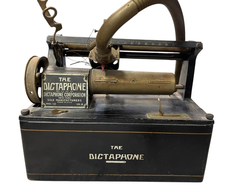 ANTIQUE DICTAPHONE CYLINDER RECORDING MACHINE (1 of 4)