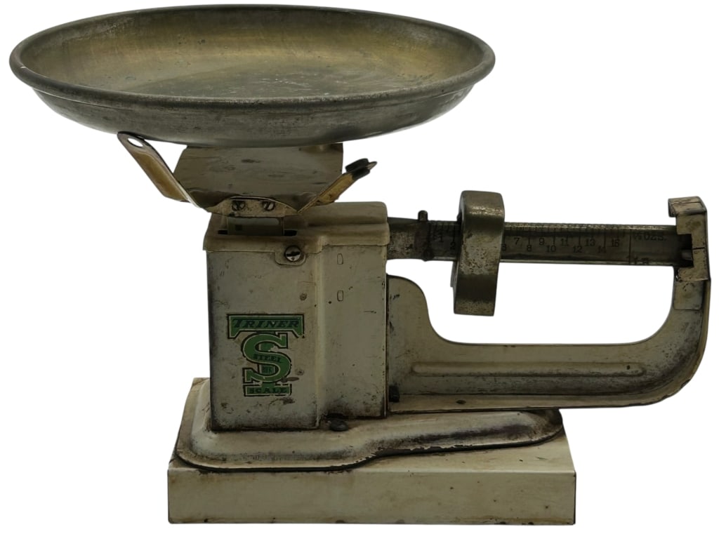 VINTAGE INDUSTRIAL TRINER CHICAGO STEEL SCALE: VINTAGE TRINER CHICAGO STEEL SCALE INDUSTRIAL COUNTER BALANCE Authentic vintage Triner steel counter scale manufactured by Triner Scale & Mfg. Co., Chicago, Illinois, featuring a classic industrial de