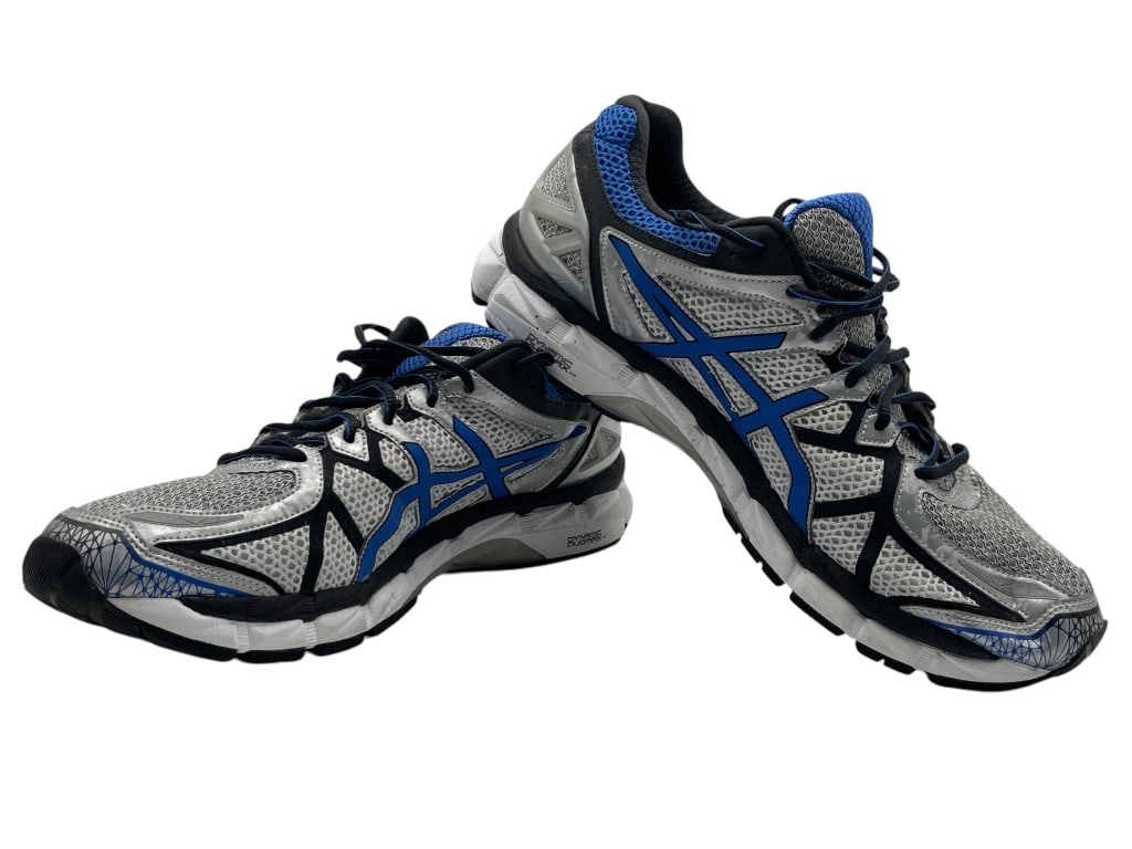 ASICS GEL KAYANO RUNNING SHOES MENS SIZE 13.5: For ALTERNATE shipping quote or LOCAL PICK-UP DETAILS, please visit dejavuauctionshipping.comASICS GEL KAYANO STABILITY RUNNING SNEAKERS BLUE GRAY SIZE 13.5Pre-owned pair of ASICS Gel Kayano running