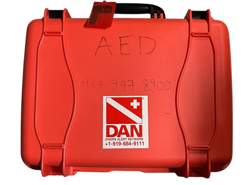 DAN AUTOMATED EXTERNAL DEFIBRILLATOR (AED) UNIT - 2