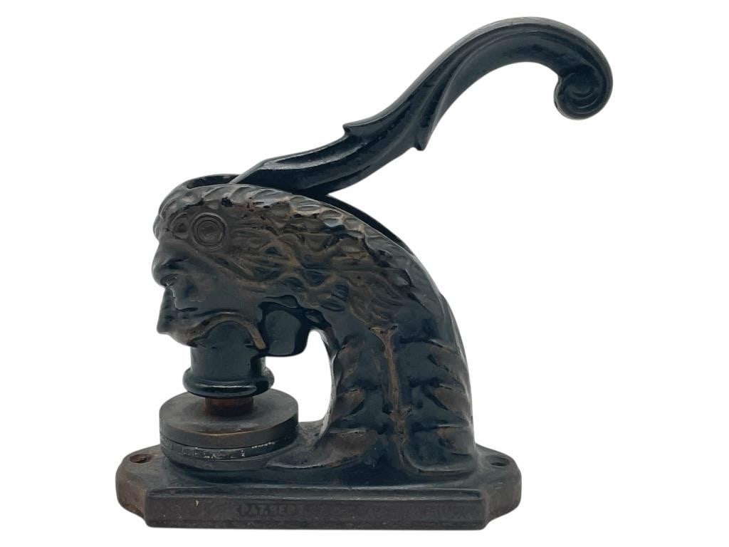 LION HEAD NOTARY EMBOSSER STAMP CAST IRON 7" @1908: LION HEAD NOTARY EMBOSSER STAMP PRESS 7" MARKED PATENT date September 27, 1908 A REMARKABLY heavy and necessary tool in the early part of the century. Beautiful elegant lion featured on this one A uni