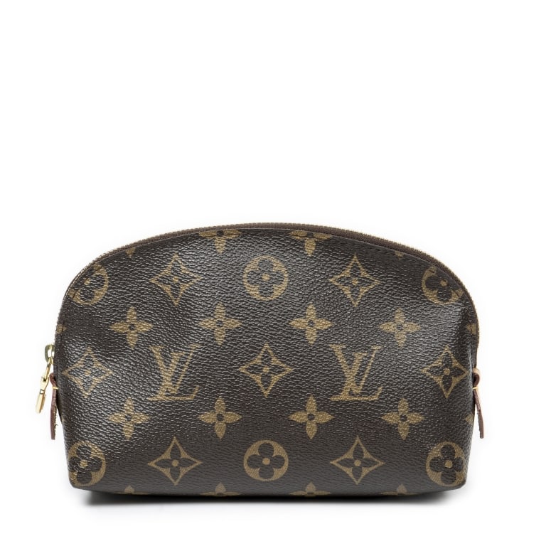 LOUIS VUITTON COSMETIC POUCH BROWN MONOGRAM BAG: Louis Vuitton Cosmetic Pouch Brown Monogram Canvas Golden Brass * COLOR: Brown * PRODUCTION CODE: CA3008 (30th Week of 2008) * INCLUDED: None AA * CONDITION: 17*10.5*6cm * (3cm = 1inch approximately)