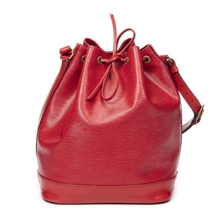 LOUIS VUITTON NOE GM RED EPI GOLDEN BRASS BAG: Louis Vuitton Noe GM Red Epi Golden Brass * COLOR: Red * PRODUCTION CODE: AR0964 (June 1994) * INCLUDED: None A * CONDITION: 27*34*16cm * (3cm = 1inch approximately) * Luxury bags are kept offsite for