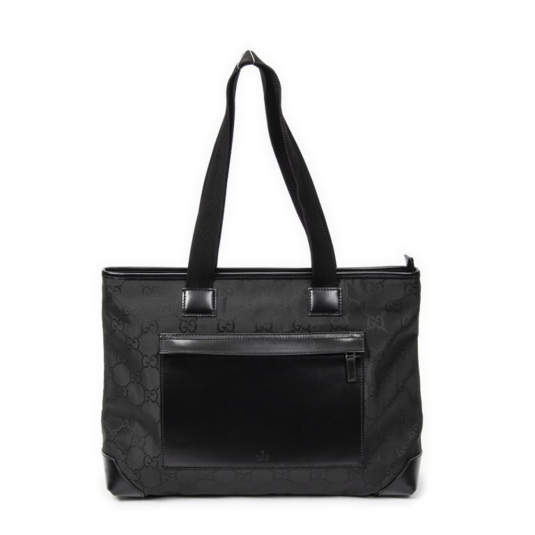 GUCCI MEDIUM FRONT POCKET TOTE BLACK GG BAG: Gucci Medium Front Pocket Tote Black Monogrammed Nylon Canvas Silver * COLOR: Black * PRODUCTION CODE: 180449 204990 * INCLUDED: None A * CONDITION: 34*26*13cm * (3cm = 1inch approximately) * Luxury b