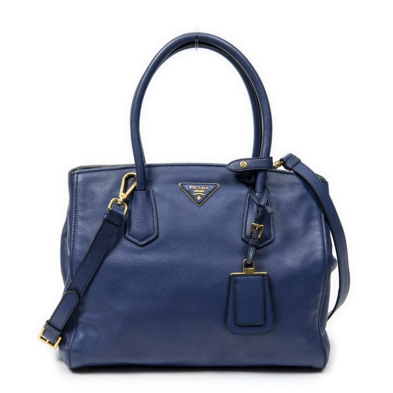 PRADA PARABOLE TOTE BLUE VITELLO DAINO BAG: Prada Parabole Tote Blue Vitello Daino Leather Gold * COLOR: Blue * PRODUCTION CODE: 158 * INCLUDED: Handle Strap, Luggage Tag A * CONDITION: 33*26*15cm * (3cm = 1inch approximately) * Luxury