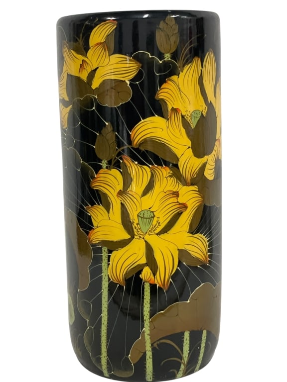 JAPANESE BLACK LACQUER FLORAL UMBRELLA STAND 18": *for alternative shipping options please go to www.dejavuauctionshipping.com -JAPANESE STYLE BLACK LACQUER FLORAL UMBRELLA STAND / VASE -Elegant Japanese-style cylindrical lacquerware umbrella stand o