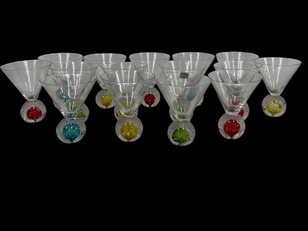 15 COLORFUL ART GLASS MARTINI GLASSES BUBBLE BASE (1 of 9)