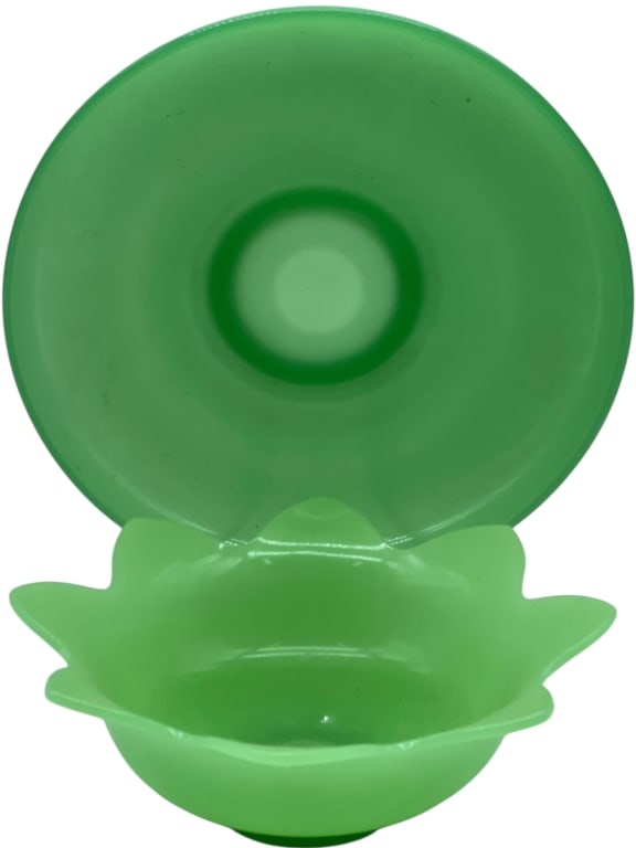 FENTON JADEITE LOTUS BOWL & SERVING DISH 10": *for alternative shipping options please go to www.dejavuauctionshipping.com -FENTON JADEITE GREEN LOTUS PETAL GLASS BOWL 9" AND SERVING DISH 10" -Vintage Fenton jadeite green pressed glass bowl and m