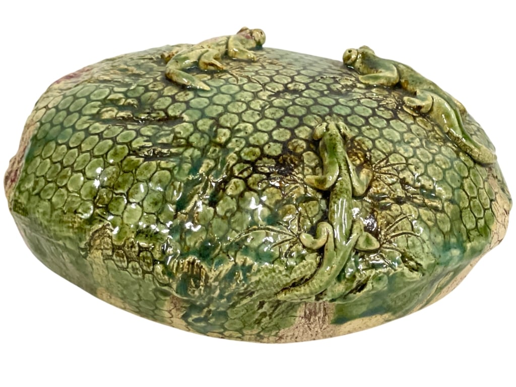 MAJOLICA LIZARD STUDIO ART POTTERY SCULPTURE 7": *for alternative shipping options please go to www.dejavuauctionshipping.com-MAJOLICA LIZARD STUDIO ART POTTERY SCULPTURE SIGNED 2" X 7" D APPROX-Unusual studio art pottery sculpture featuring a