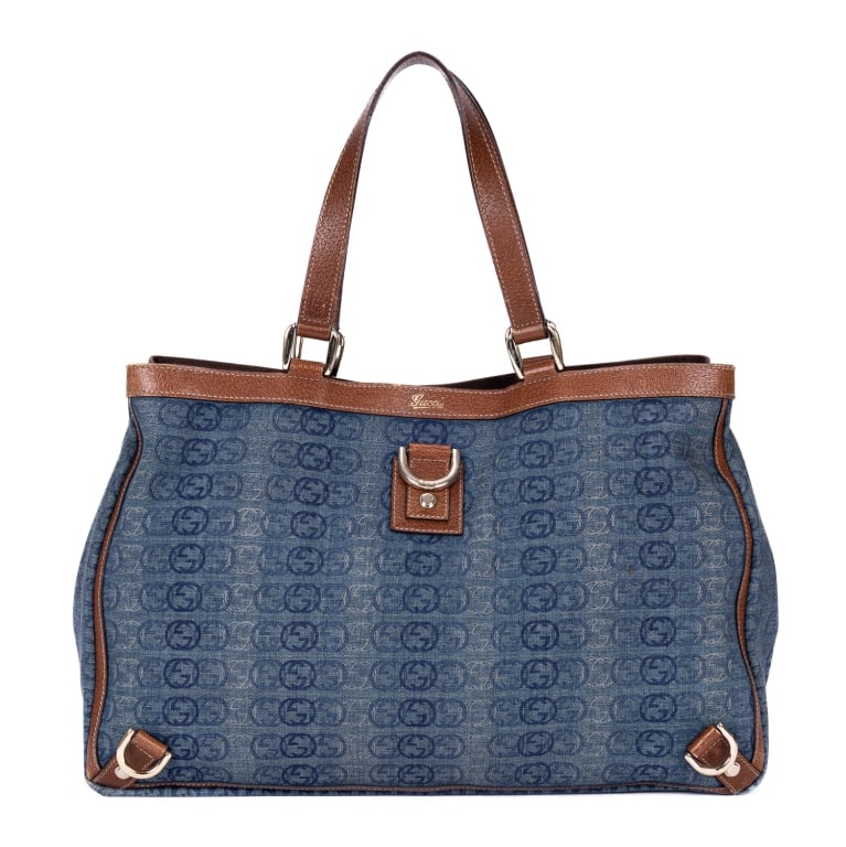 GUCCI ABBEY D-RING TOTE L NAVY DENIM MONOGRAM BAG: Gucci Abbey D-Ring Tote Large Navy Monogram Denim Gold * COLOR: Navy * PRODUCTION CODE: 141472-205141 * INCLUDED: Dustbag A * CONDITION: 38*26*12cm * (3cm = 1inch approximately) * Luxury bags are kept