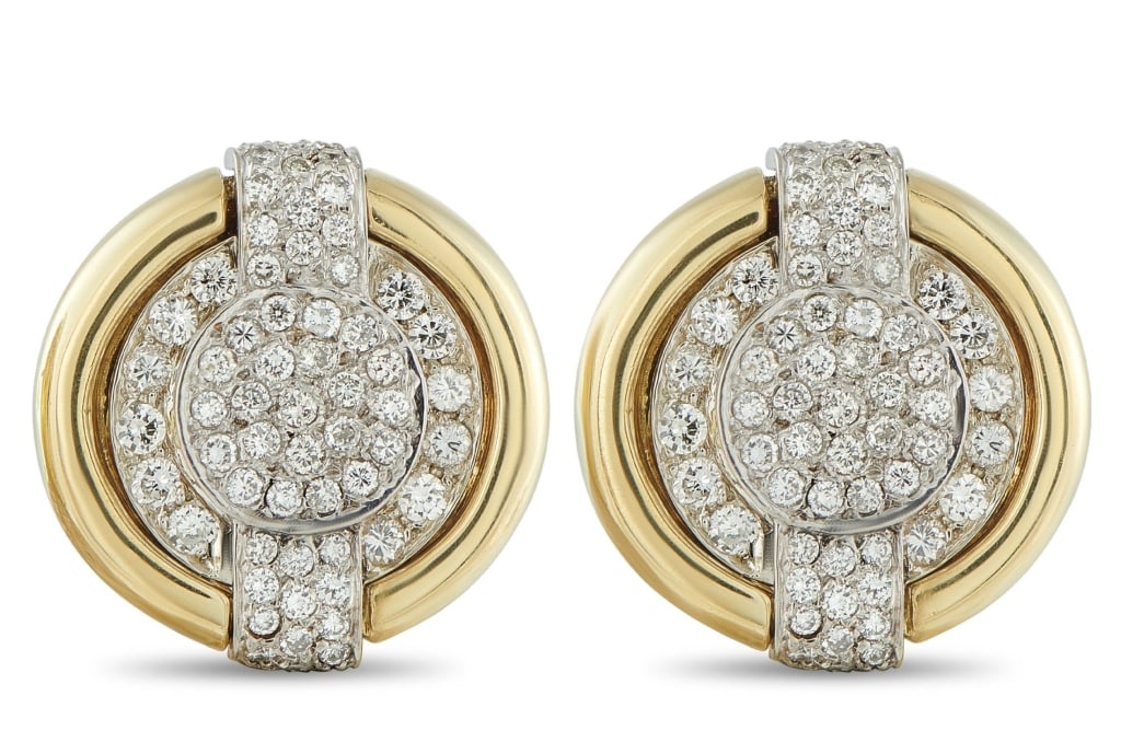 DAVID WEBB 18K GOLD 3.80 CT DIAMOND EARRINGS: DAVID WEBB 18K GOLD 3.80 CT DIAMOND EARRINGS -Sparkling Diamonds with a total weight of 3.80 carats allow these David Webb earrings to effortlessly radiate light. Simple and sophisticated, each one fe