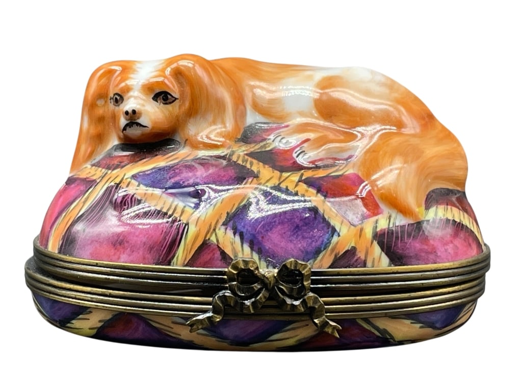 LIMOGES CAVALIER KING CHARLES TRINKET BOX 3" (1 of 9)