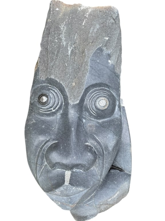 HAND-CARVED AFRICAN STONE FACE SCULPTURE 31" (1 of 4)