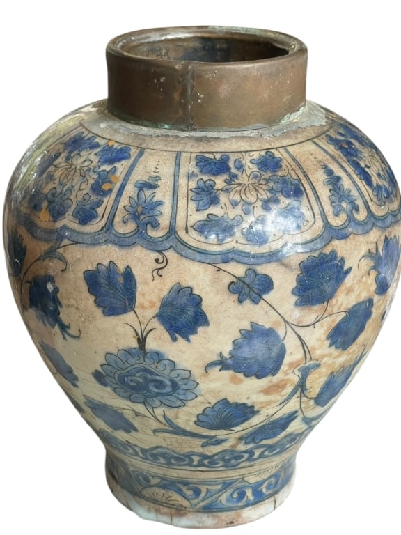 CHINESE IRON-MOUNT BLUE & WHITE PORCELAIN JAR 10" (1 of 7)