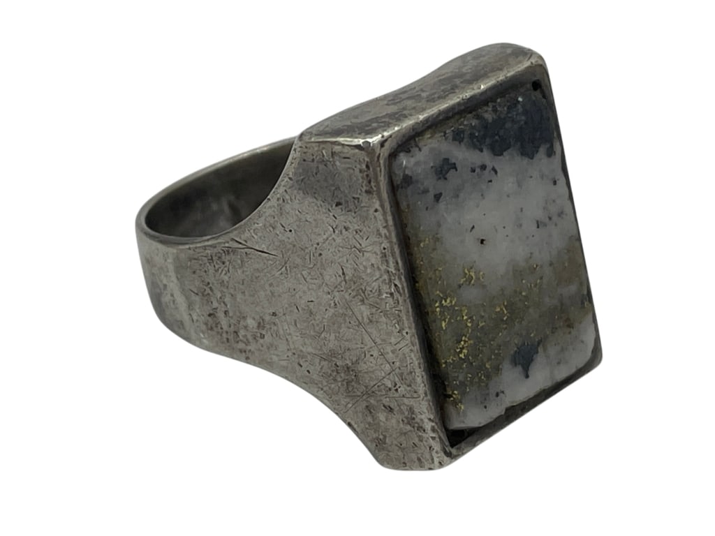 MEXICO STERLING SILVER JASPER SQUARE STONE RING 9: - Hecho en Mexico - Stamped 925 sterling silver- Size 9 in US sizing - Good condition with some patina left for collectors - 14.8 grams Please check back often, we add NEW ITEMS daily to our active au