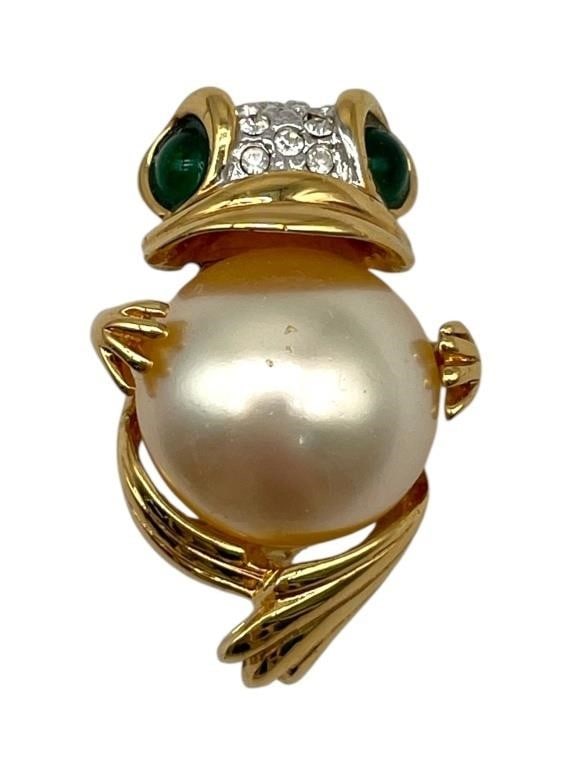 VINTAGE CAROLEE SIGNED PEARL BELLY FROG BROOCH 1" (1 of 5)