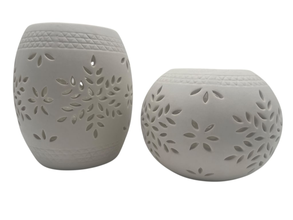 WHITE PIERCED CERAMIC DECORATIVE VOTIVE HOLDERS (1 of 3)
