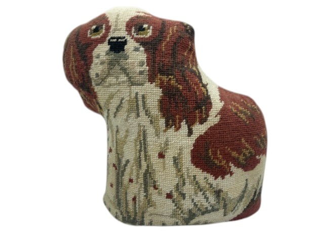 ANTIQUE VTG NEEDLEWORK KING SPANIEL DOG DOOR STOP: 9" TALL X 7" WIDE IN SIZE Excellent condition for vinage age! Adorable spaniel dog representation By bidding on this listing, you understand and agree to be bound by the terms and conditions of DejaVu