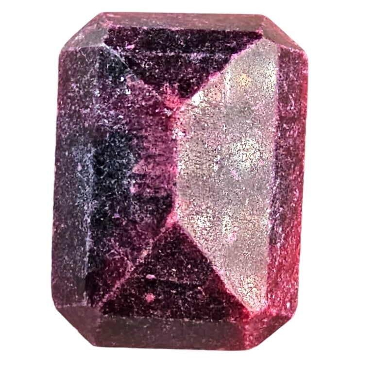 20.95 Ct Faceted Colour Enhanced Ruby Gemstone (1 of 2)