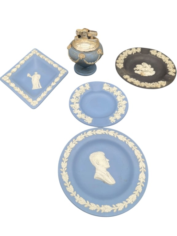 GROUP OF WEDGWOOD JASPERWARE BLUE & BLACK RELIEF d (1 of 4)