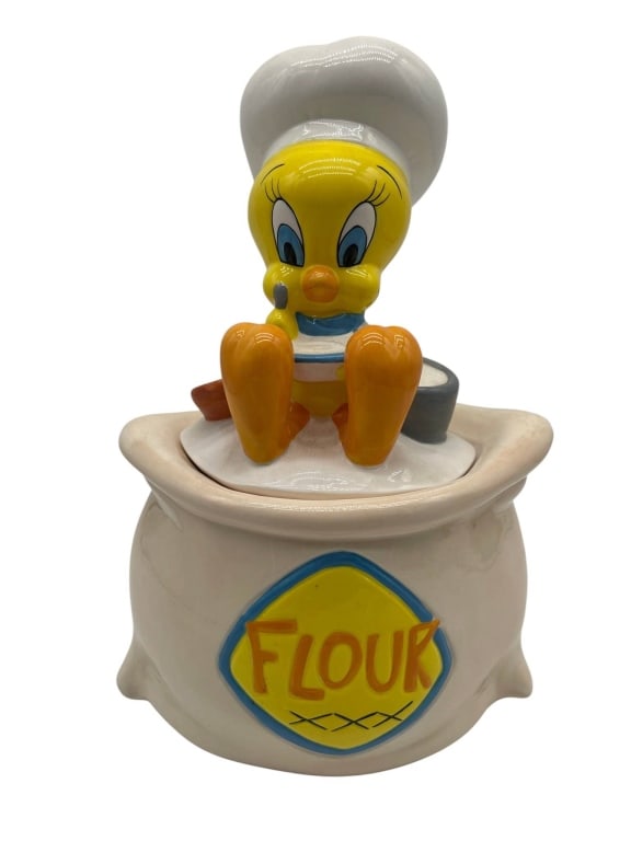 VINTAGE TWEETY BIRD CERAMIC FLOUR CANISTER COOKIE: Tweety Bird flour canister jar, Warner Bros. 1997, ceramic material, Made in China, removable lid. Approximately 12 inches tall. | | Shipping Available at www.DeJaVuAuctionShipping.com By bidding in t