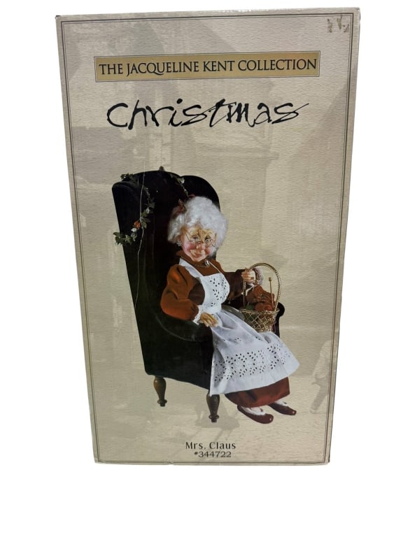 JACQUELINE KENT MRS. CLAUS CHRISTMAS DECOR (1 of 2)