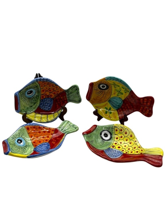 4 HAND-PAINTED ITALY FISH PLATES SET (1 of 7)