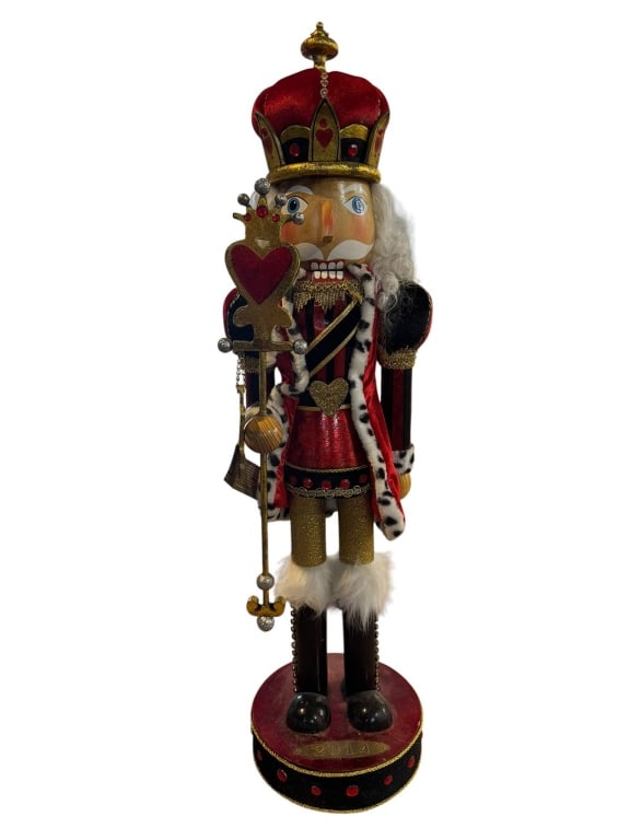 WOODEN NUTCRACKER KING FIGURE 34 INCHES (1 of 2)