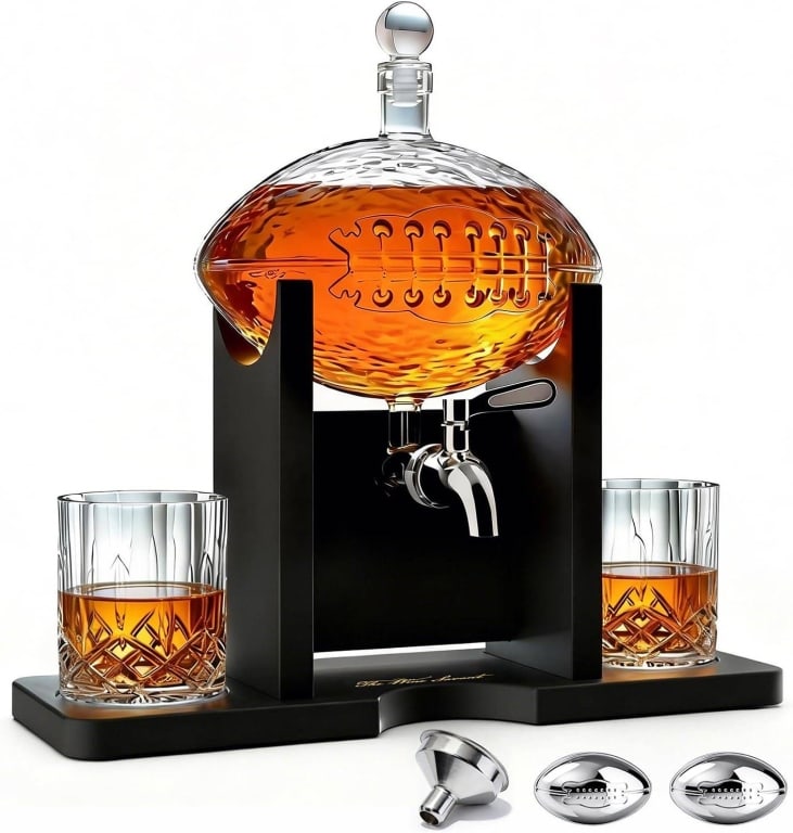 NEW FOOTBALL DECANTER SET WITH 2 GLASSES 1400 (1 of 7)