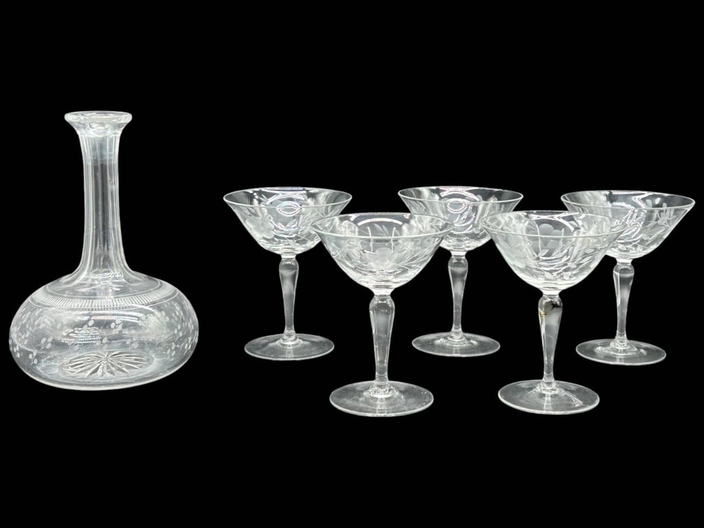 6 PCS ETCHED CRYSTAL DECANTER AND COUPE GLASS SET (1 of 10)