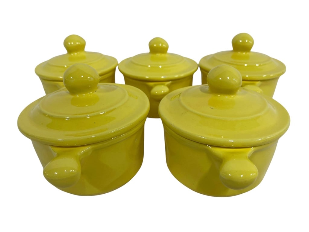 5 YELLOW CERAMIC SOUFFLE DISHES 7": Five matching yellow ceramic souffle dishes with lids. Suitable for serving or baking purposes. Shipping Available at www.DeJaVuAuctionShipping.com By bidding in this auction you agree that you have r