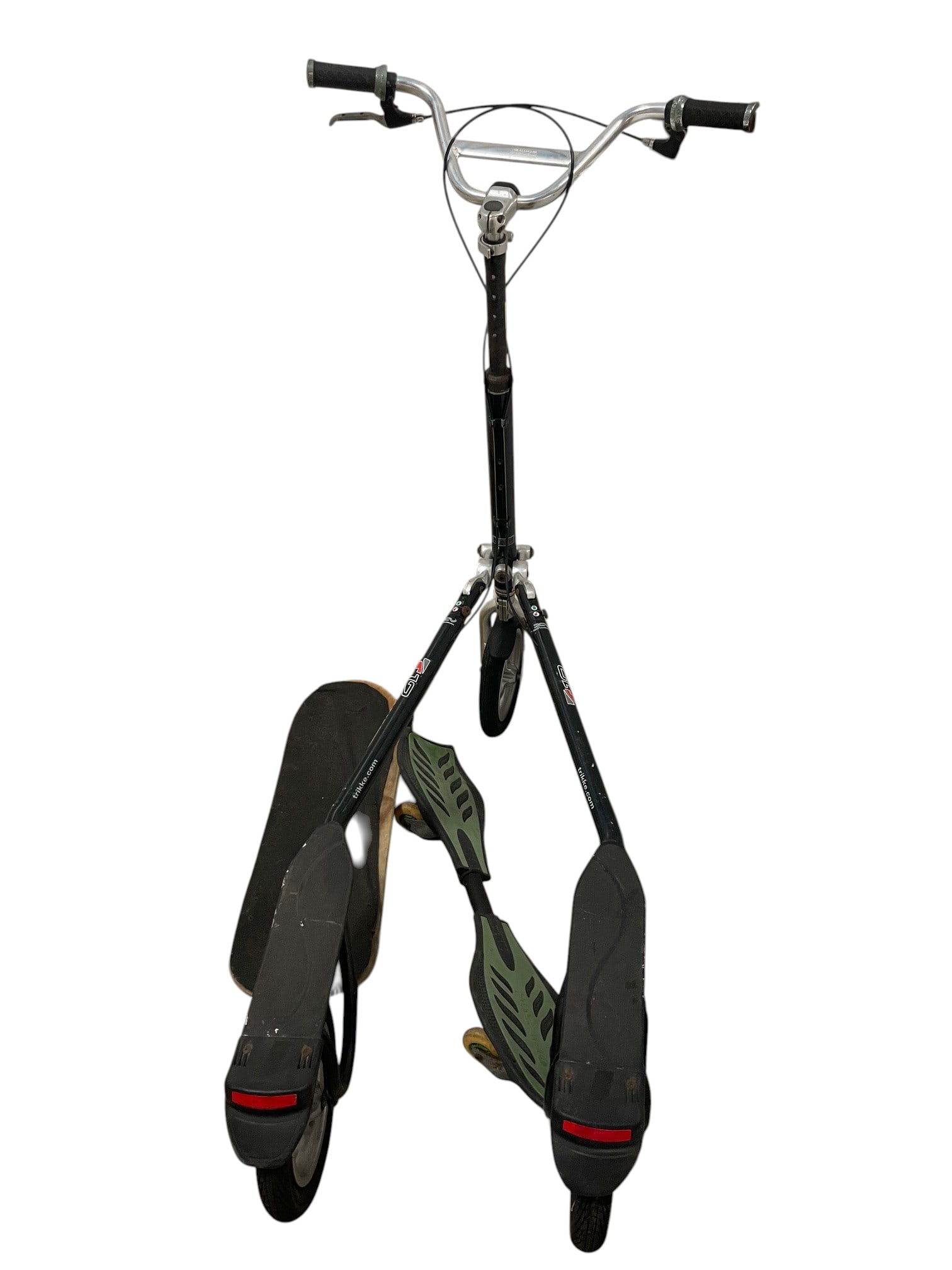 TRIKKE T12 ROADSTER 3 WHEEL SCOOTER SKOOTIE BIKE: ** THESE ITEMS WILL BE FOR PICK UP OFF SITE (IN DELRAY BEACH, FLORIDA) ONLY ON DESIGNATED DAYS, there will be MANY pick up days, BE AWARE and SCHEDULE WITH US AFTER WINNING at this email: dejavuauctio