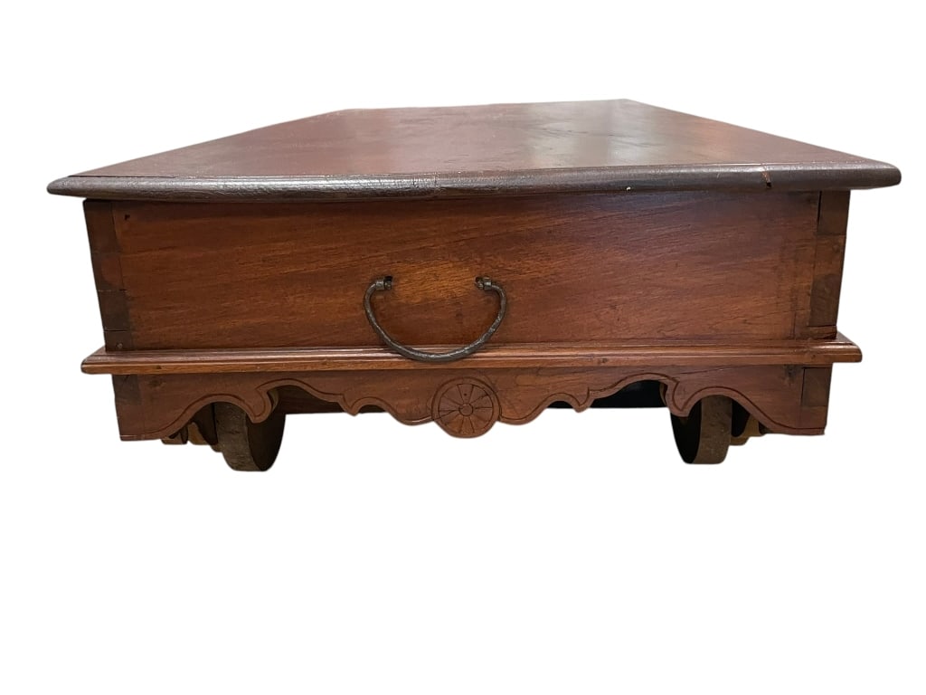 RUSTIC WAGON WHEEL BENCH / COFFEE TABLE SOLID WOOD - 9