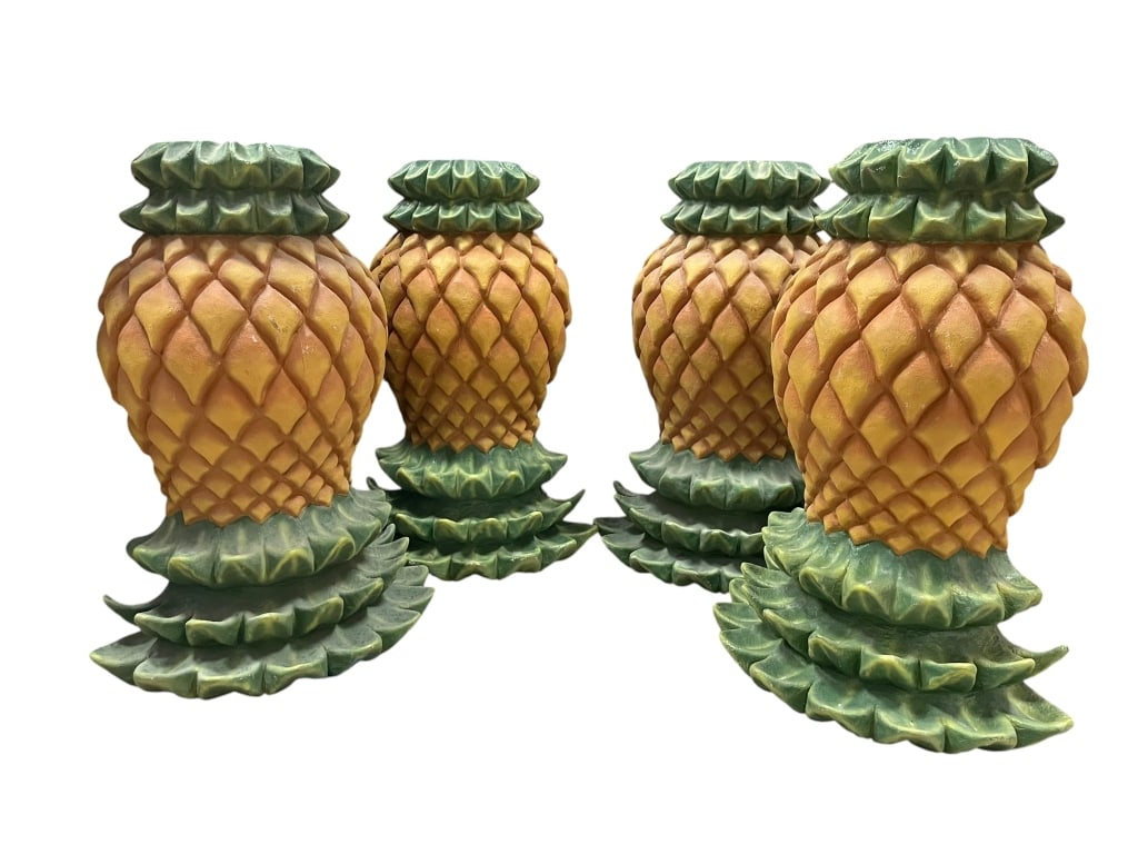 LOT OF 4 GIANT PINEAPPLES STORE DECOR DECORATIONS (1 of 14)