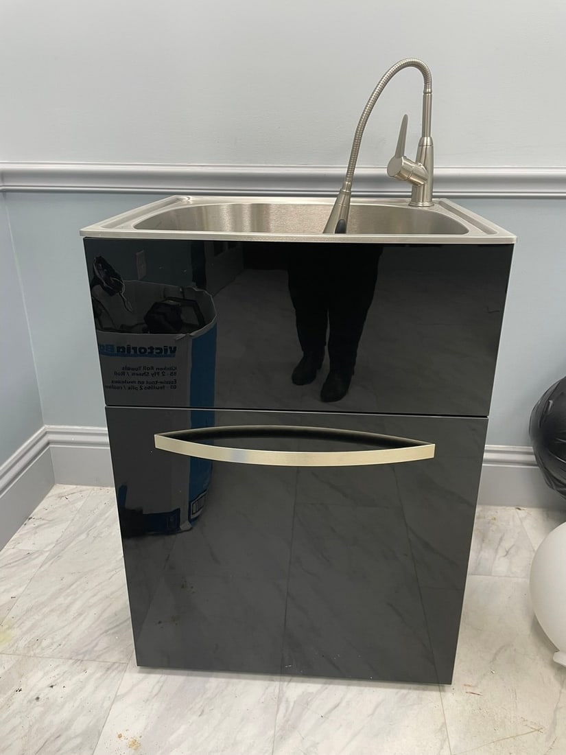 NEW BLACK CABINET STAINLESS STEEL SINK: Located in Delray- By Appointment Pickup May 16th 12-5- NOT at DeJaVu Showroom!! ** THIS LOT IS OFFSITE PICK UP - THESE ITEMS WILL BE FOR PICK UP IN DELRAY BEACH, FLORIDA ONLY ON DESIGNATED DAYS, PLEA