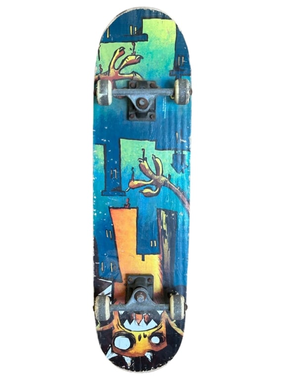 VINTAGE SKATEBOARD WITH GRAPHIC DECK: ** THESE ITEMS WILL BE FOR PICK UP OFF SITE (IN DELRAY BEACH, FLORIDA) ONLY ON DESIGNATED DAYS, there will be MANY pick up days, BE AWARE and SCHEDULE WITH US AFTER WINNING at this email: dejavuauctio