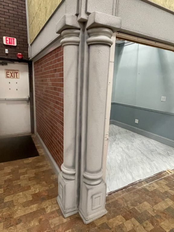 NYC INSIDE STREETSCAPE CORNER COLUMN 1PC ILLUSION2: Located 10-12 Lexington. Needs to be removed by the buyer. Fits on corner under yellow corner facade, columns sold separately. 7 feet tall. COLUMNS are sold as shown in pictures, all columns are appro