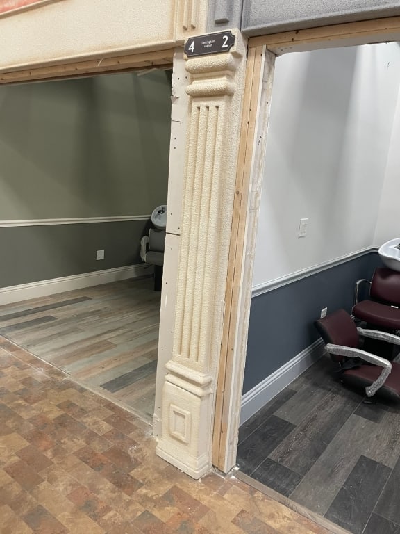 NYC INSIDE STREETSCAPE FAUX STONE BLDG COLUMN 7 FT: Location: 43LEX WW COSMO, needs to be removed by buyer. Single column under brick & vine facade. COLUMNS are sold as shown in pictures, all columns are approximately 7 feet tall. If the facade is set 