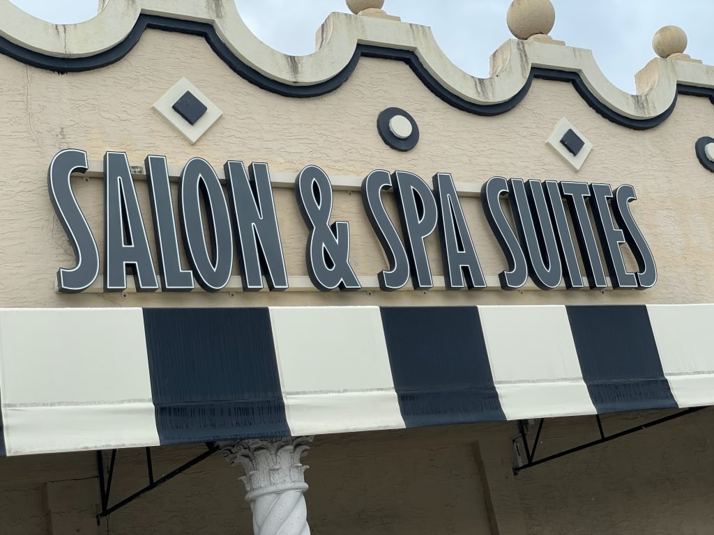 SALON AND SPA SUITES LETTER SIGN BACK LIT LED (1 of 3)