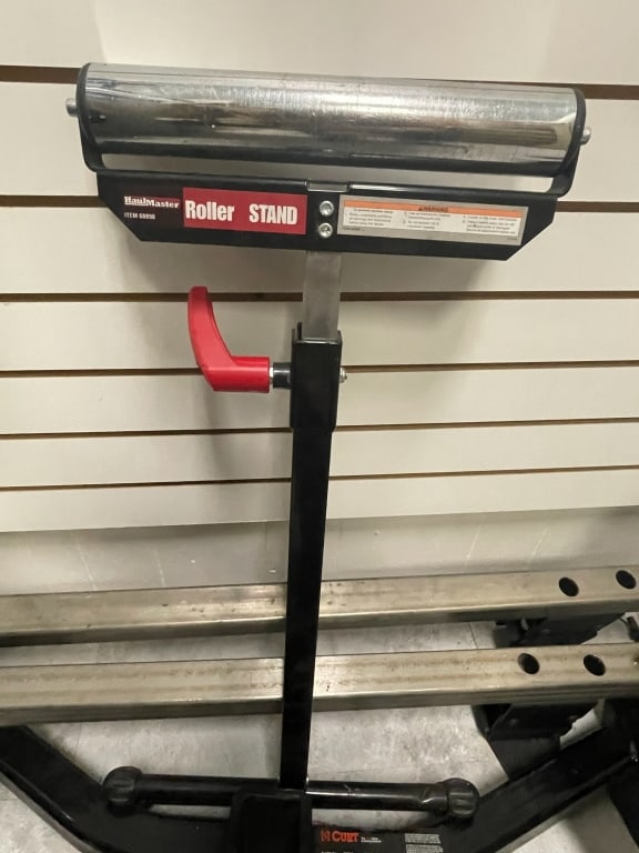 HAUL MASTER ROLLER STAND: Located in Delray- By Appointment Pickup May 16th 12-5- NOT at DeJaVu Showroom!! ** THIS LOT IS OFFSITE PICK UP - THESE ITEMS WILL BE FOR PICK UP IN DELRAY BEACH, FLORIDA ONLY ON DESIGNATED DAYS, PLEA