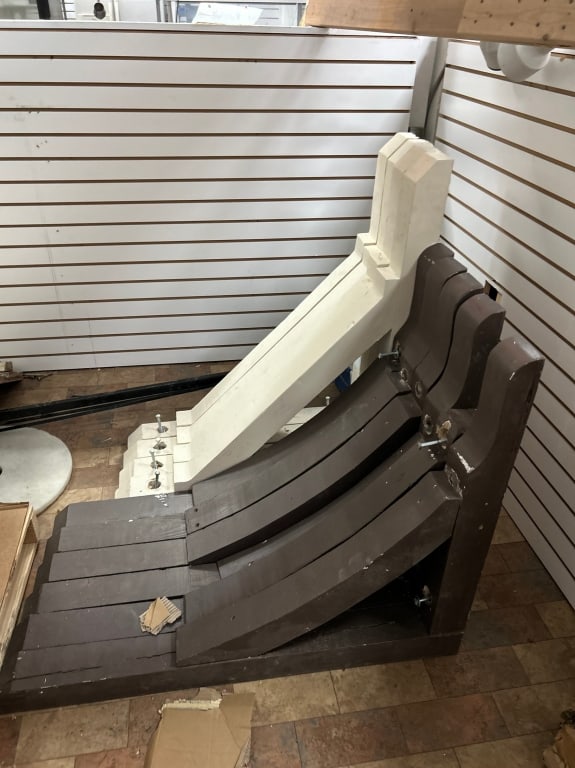 WOOD CORNER BRACES LOT OF 10 (1 of 18)