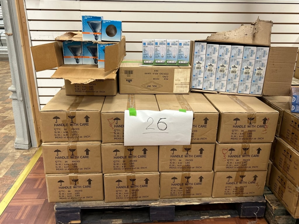 HUGE LOT OF HALOGEN LED LIGHTS (1 of 5)