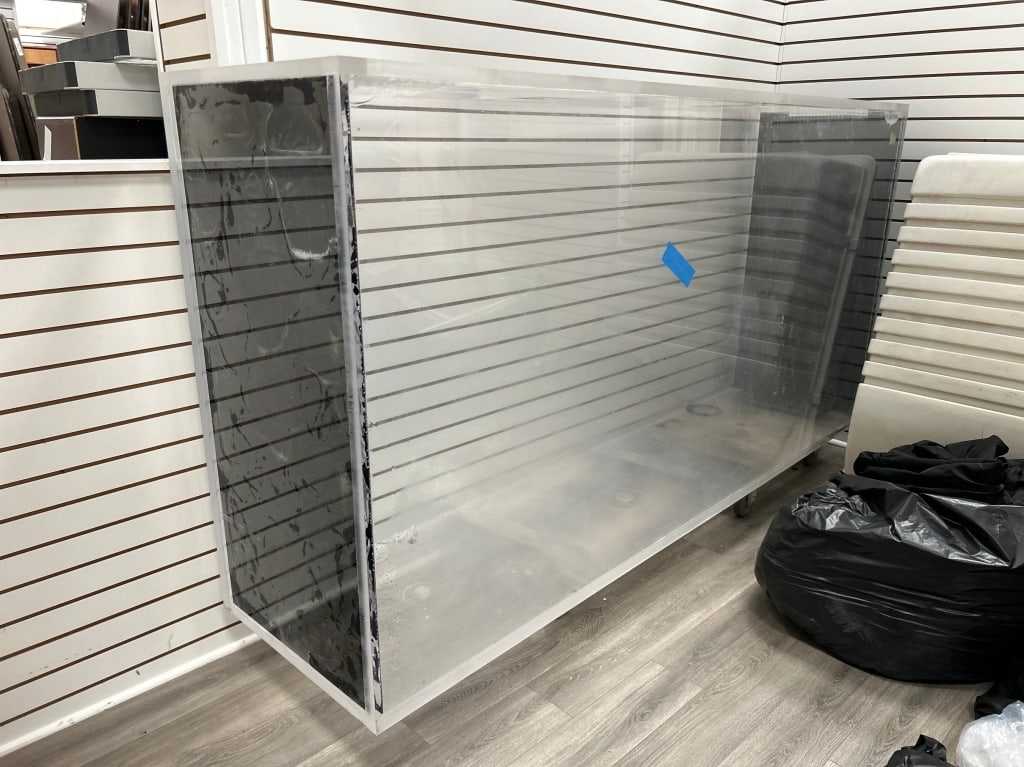 ENORMOUS PVC FISH AQUARIUM (1 of 9)